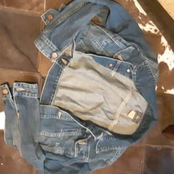 jean jacket - Picture 1 of 1
